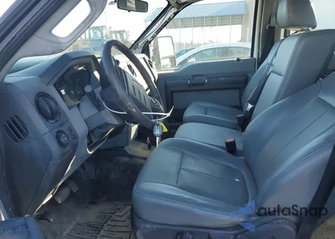 2012 Ford F250 Super Duty z USA, uszkodzony, nr VIN 1FT7W2B61CEC05960